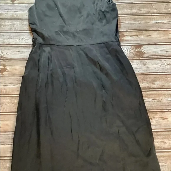 ST. JOHN COUTURESize 4 Black S Knit DRESS Sleeveless Embellished NecklineNWT